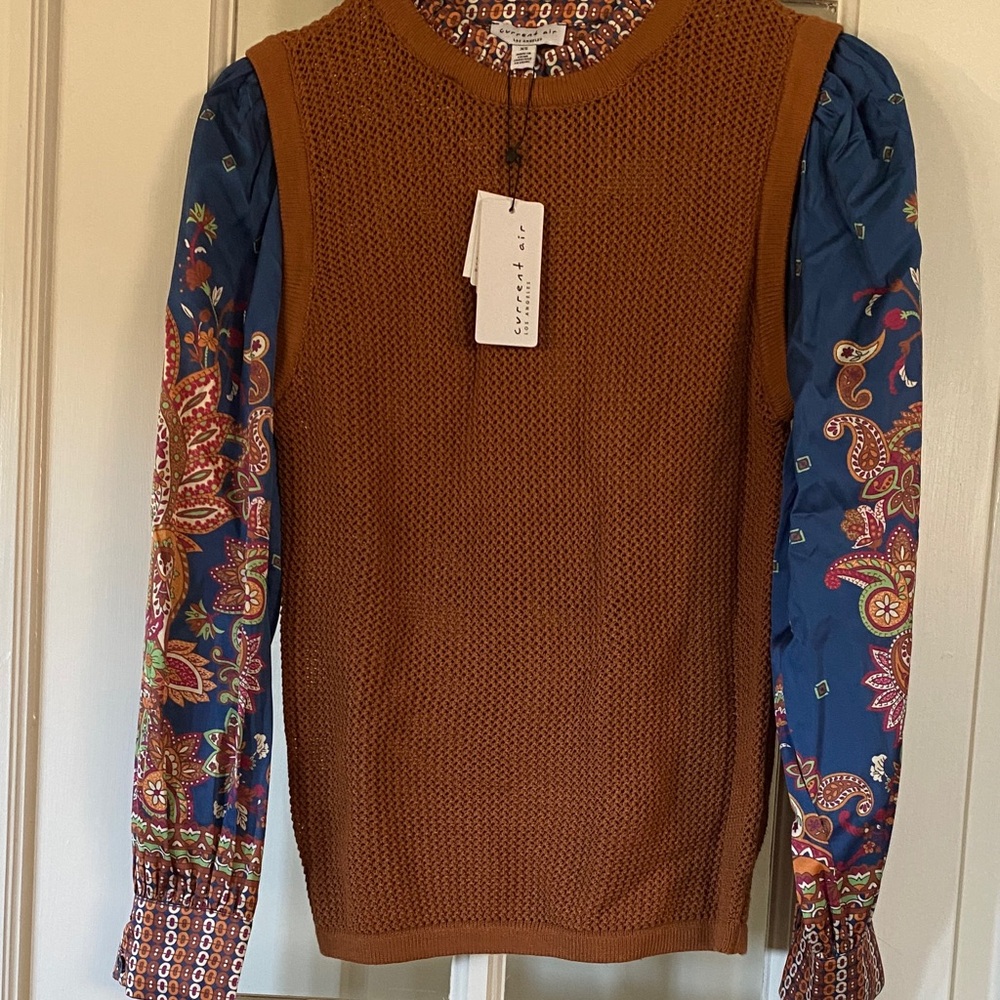 Current Air Rust Knit Top with Geometric Pattern